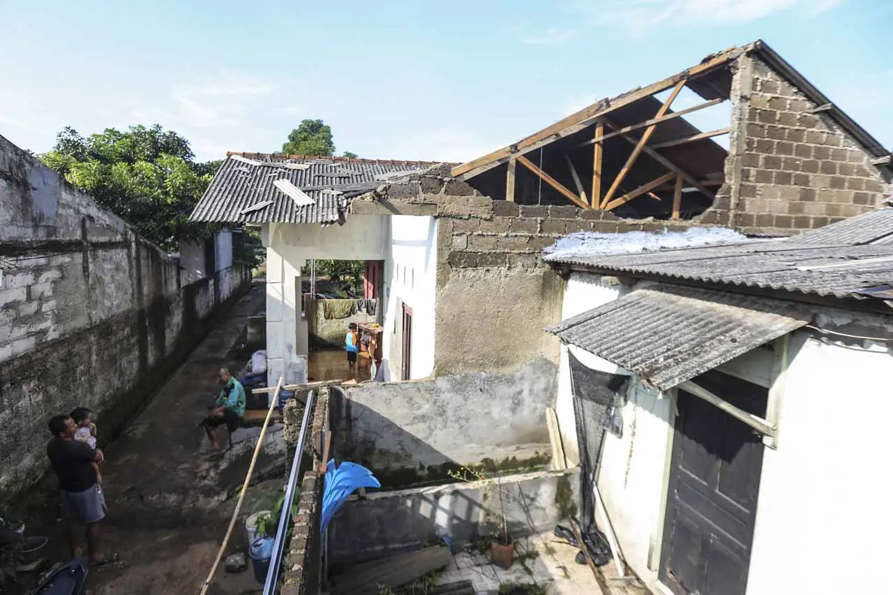 Dampak Angin Kencang...