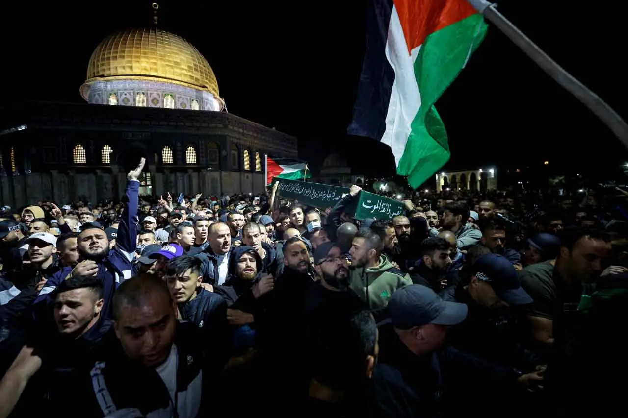 Pasukan Israel Serang...