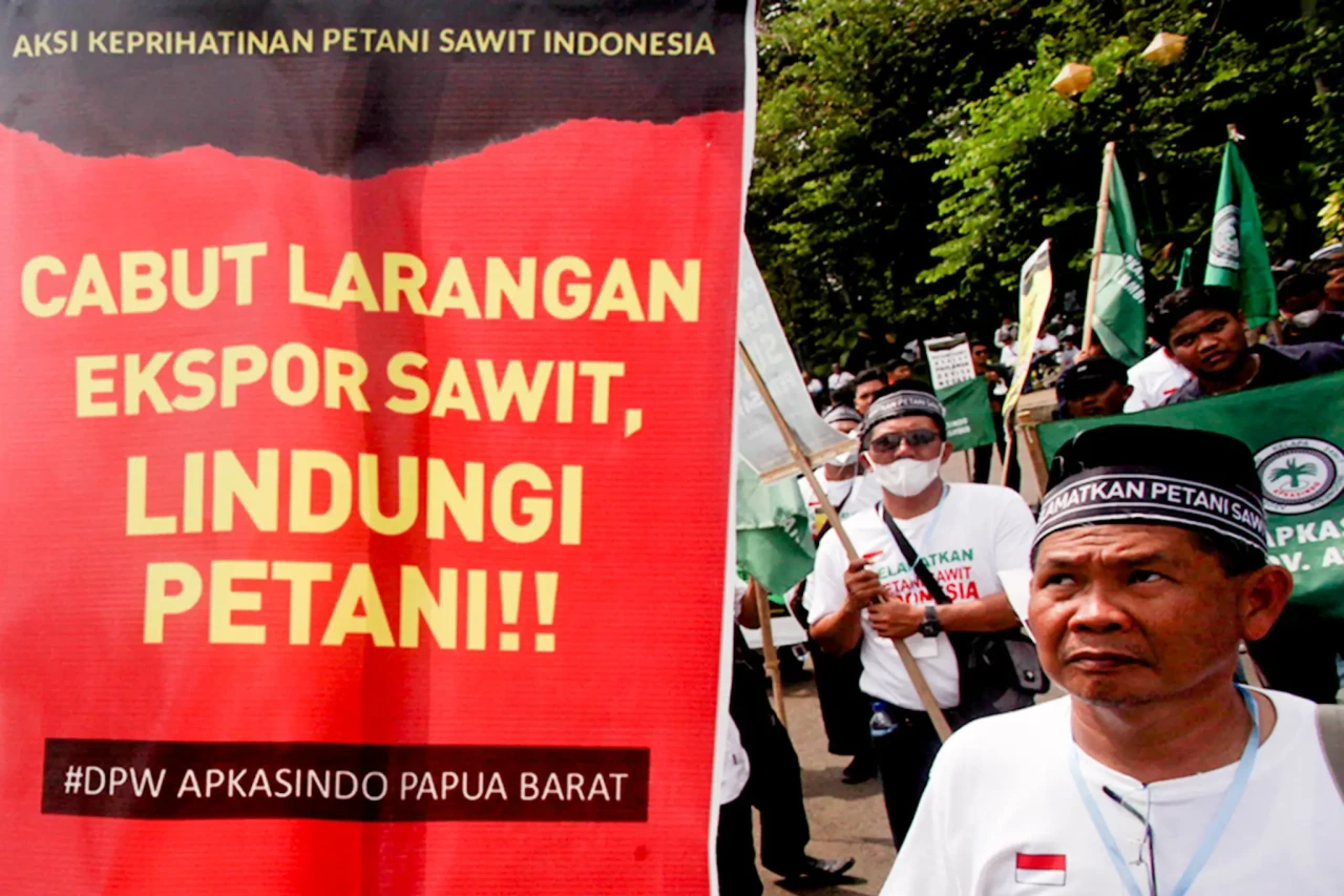Aksi Unjuk Rasa Petani...