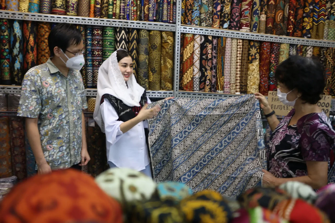 Potret Cantik Istri...