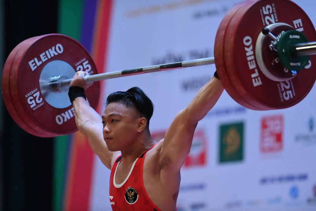 Lifter Indonesia Rahmat...