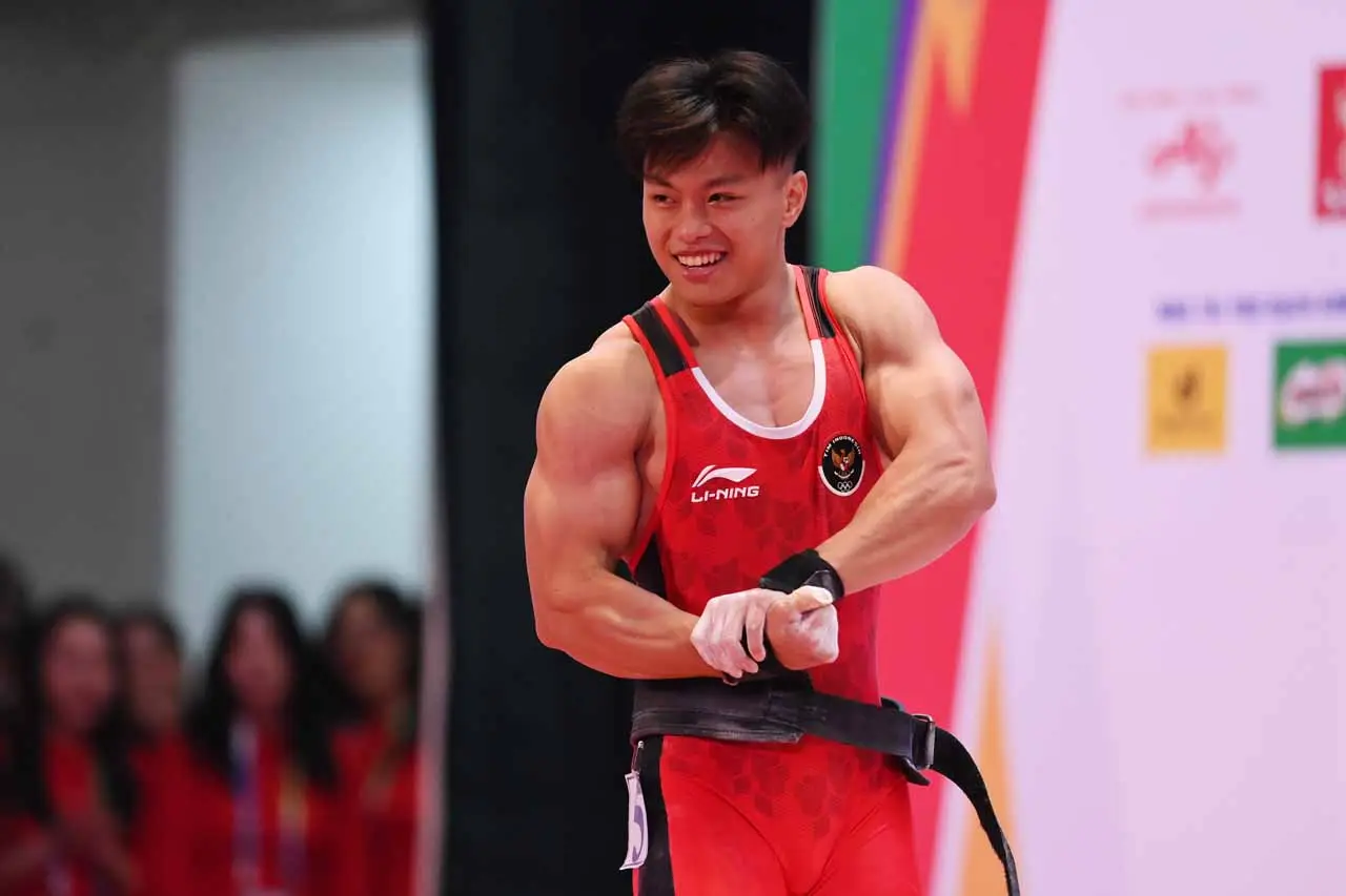 Lifter Indonesia Rahmat...