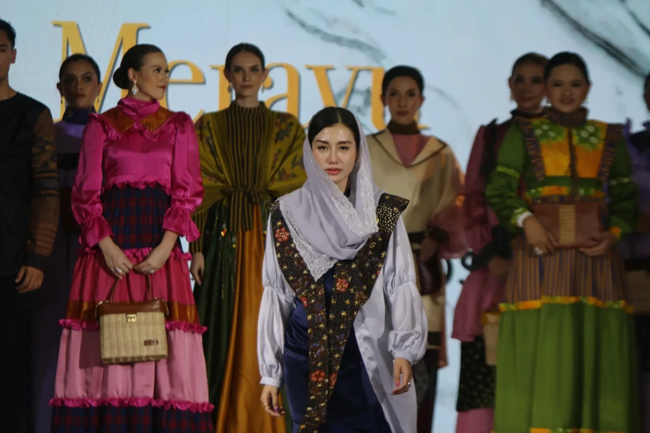 Merayu Trenggalek Fashion...