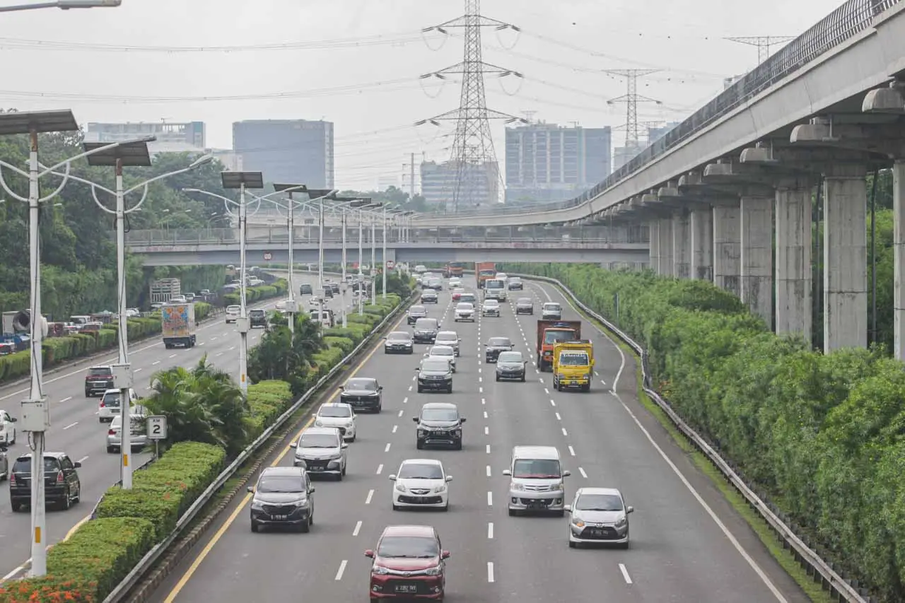 Bayar Tol Tanpa Henti...