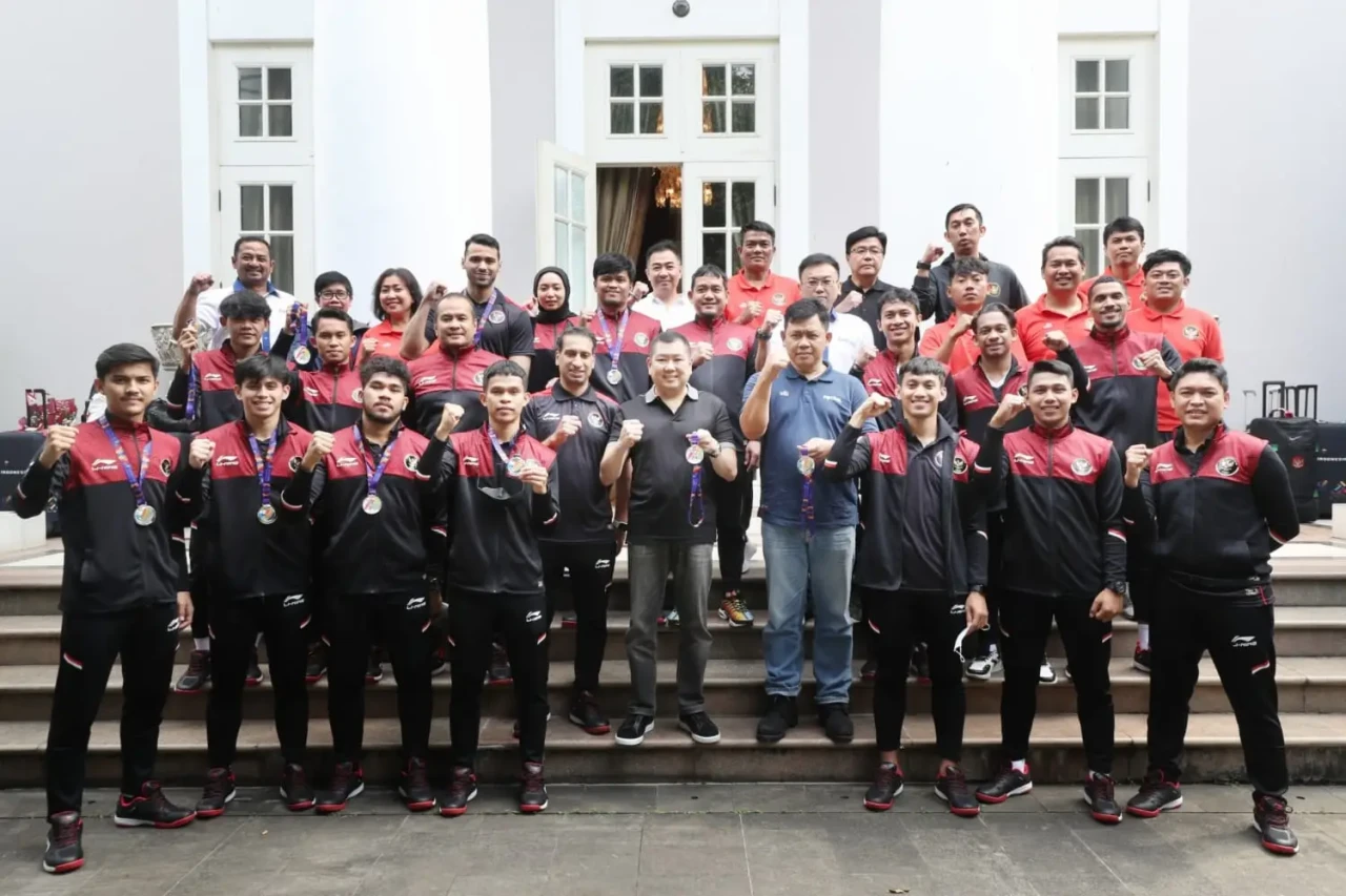 Sambut Kepulangan Timnas...