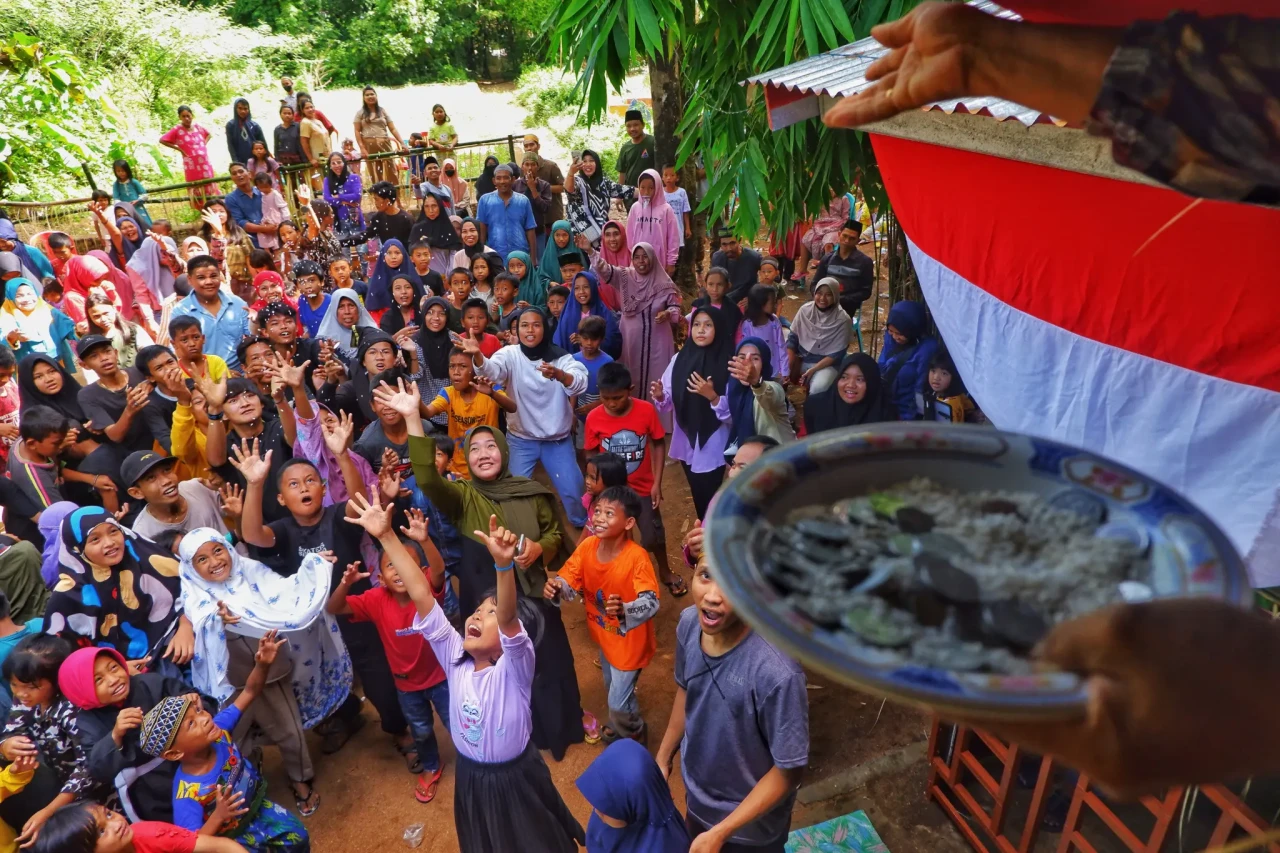 Pesta Adat Tu Barannia...