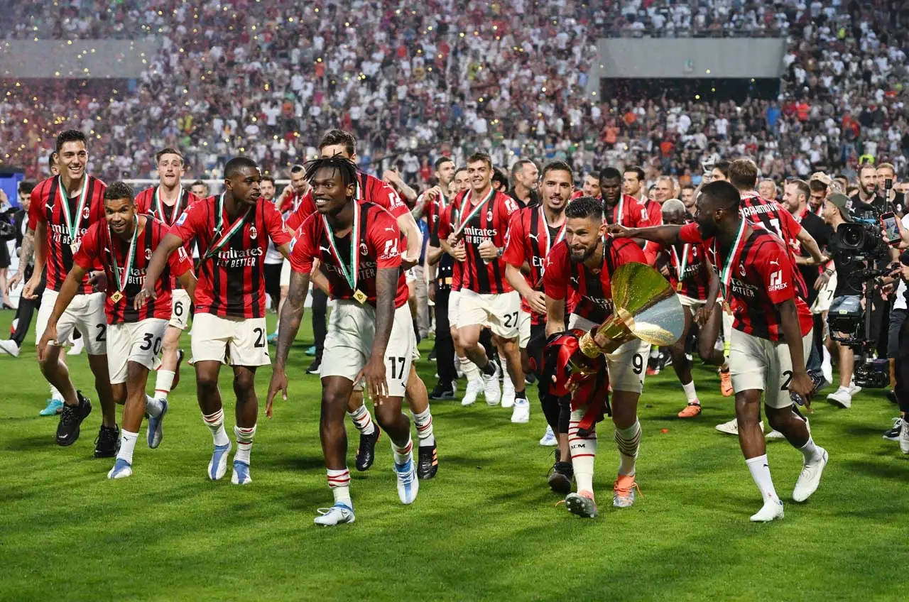 Raih Scudetto ke-19,...
