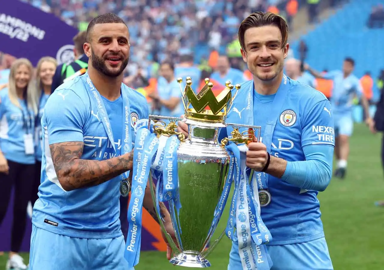 Manchester City Raih...