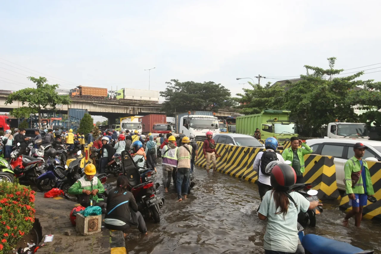 Penampakan Pelabuhan...