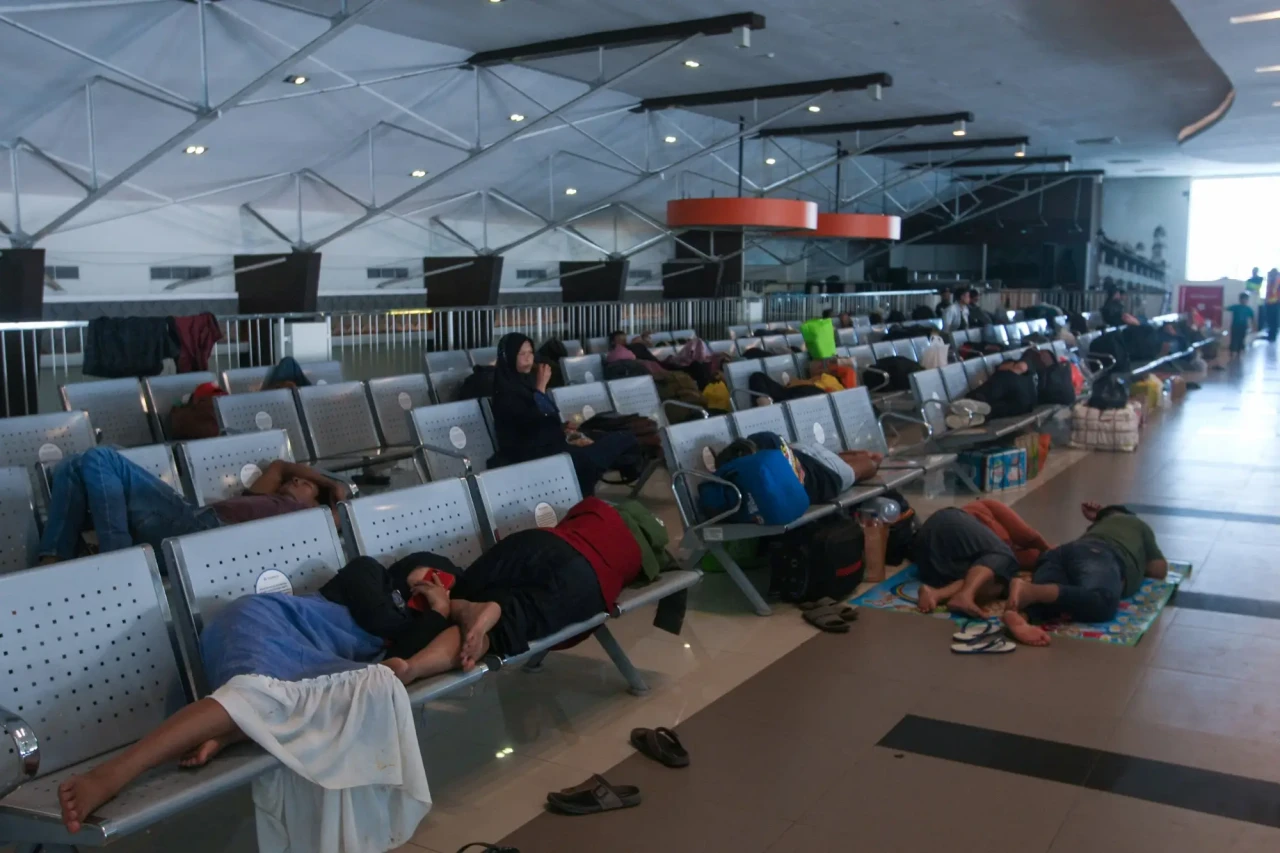 Akses ke Terminal Pelabuhan...