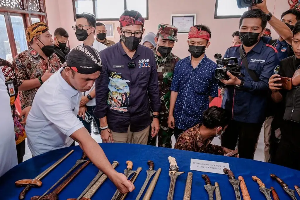 Menteri Sandiaga Uno...