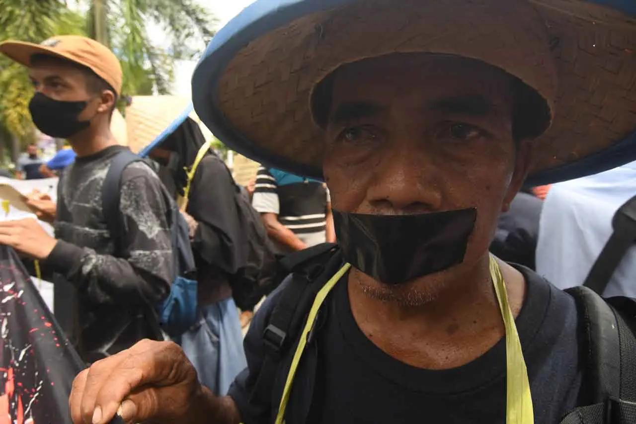 Aksi Cor Kaki dan Mogok...