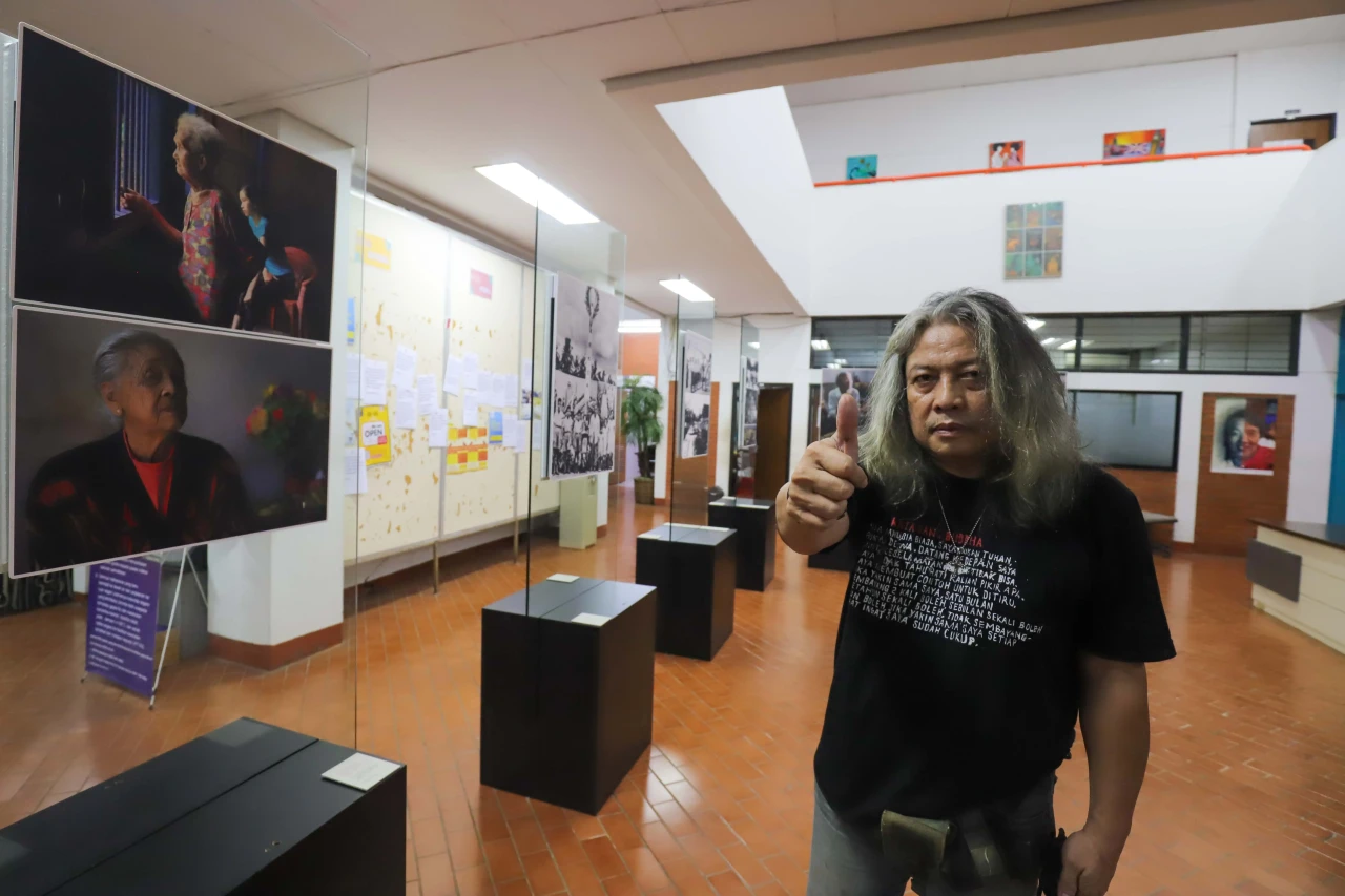 Pameran Foto Bertajuk...