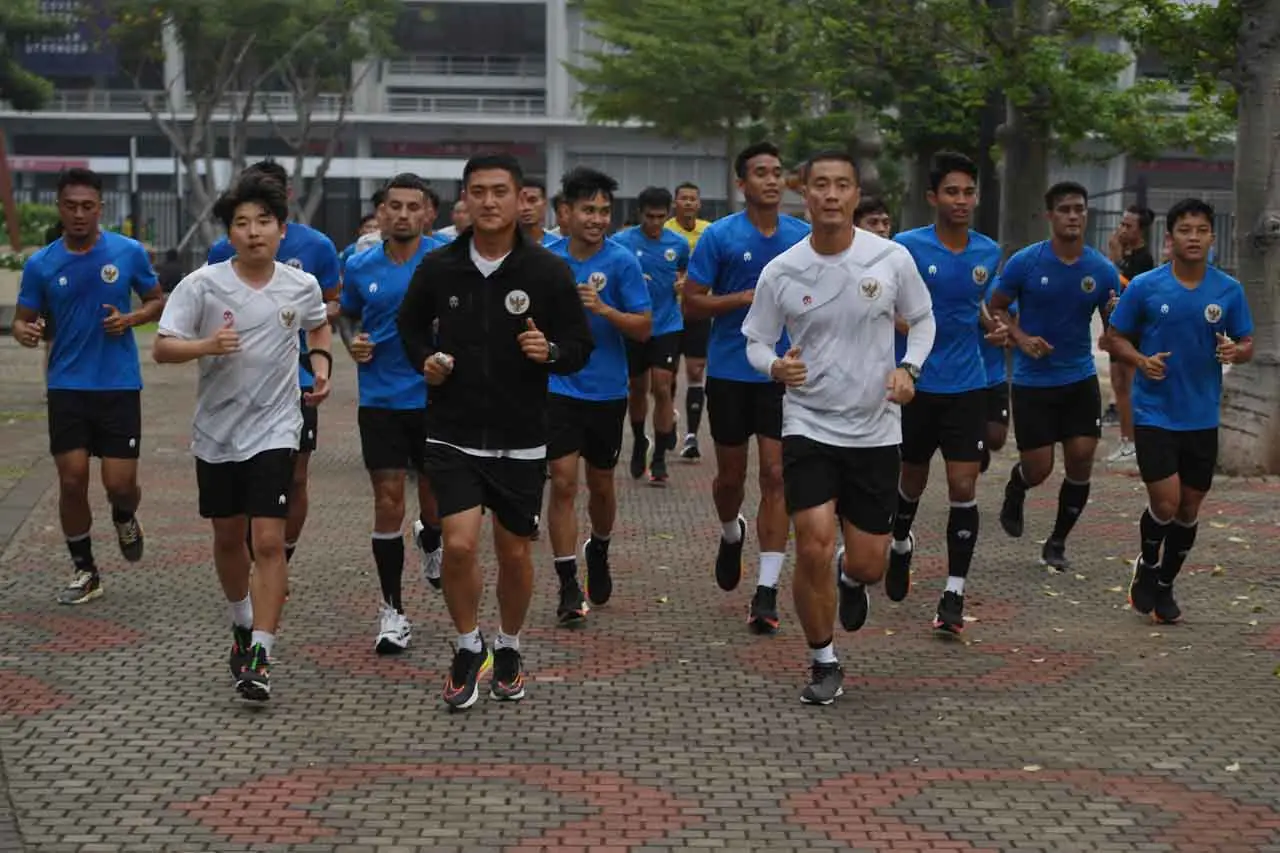 Latihan Perdana Timnas...