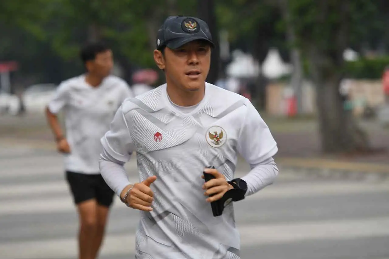 Latihan Perdana Timnas...