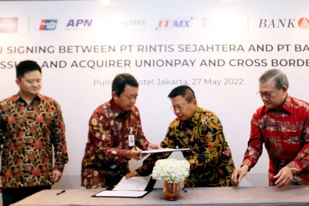 Bank DKI Perluas Jaringan...
