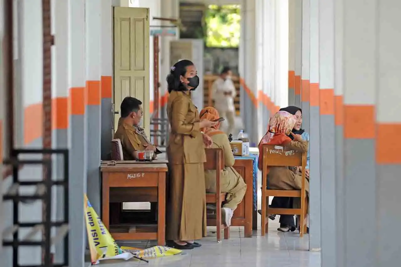 Tuntut Transparansi...