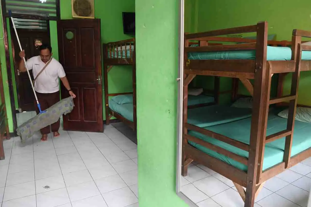 Persiapan Penerimaan...