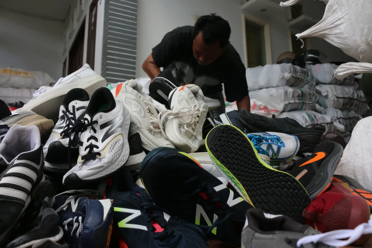 Usaha Thrifting Kian...
