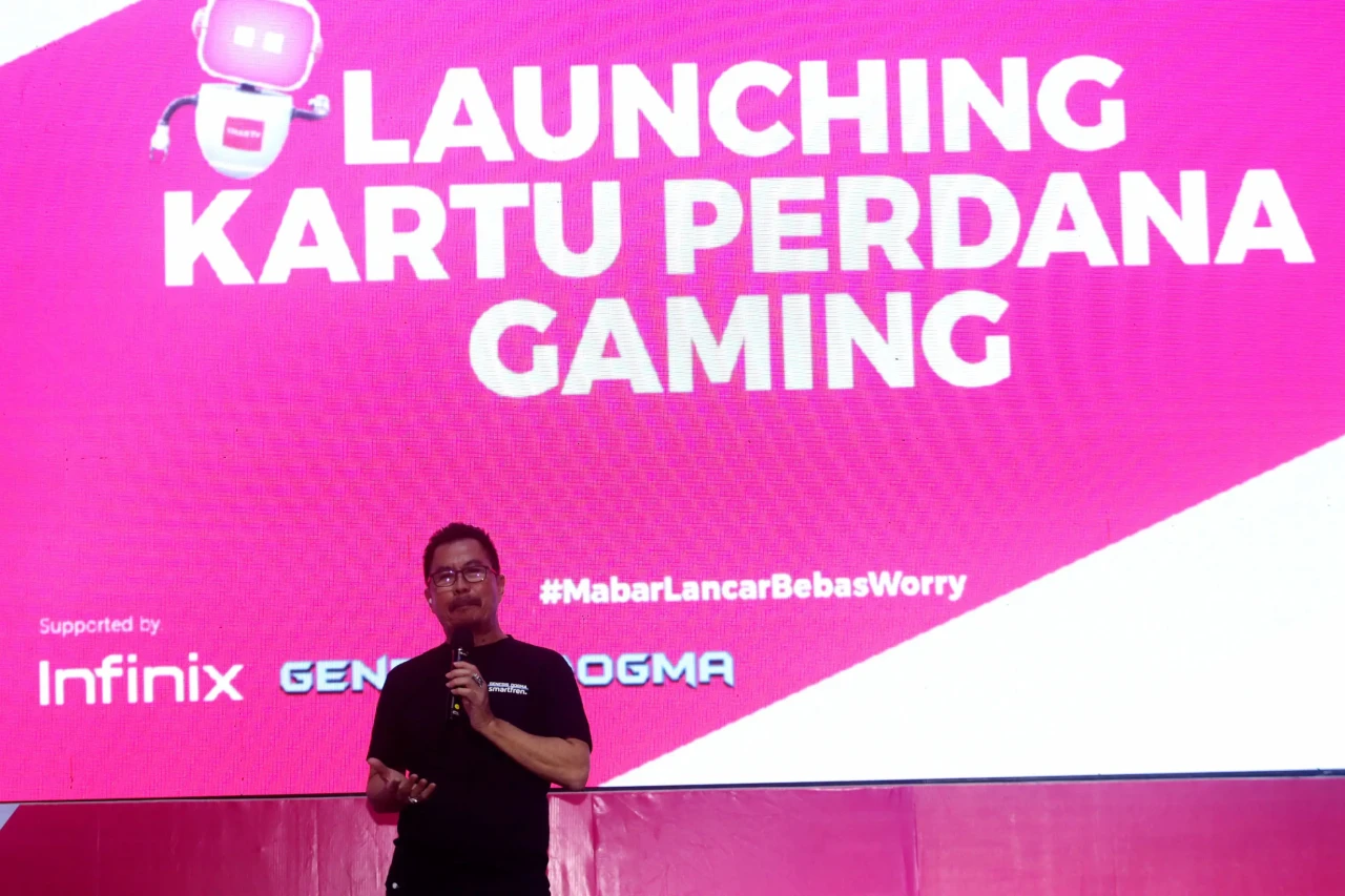 Smartfren Luncurkan...