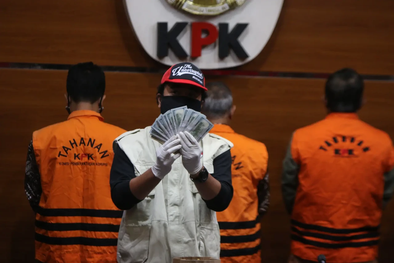 Terjaring OTT KPK, Eks...