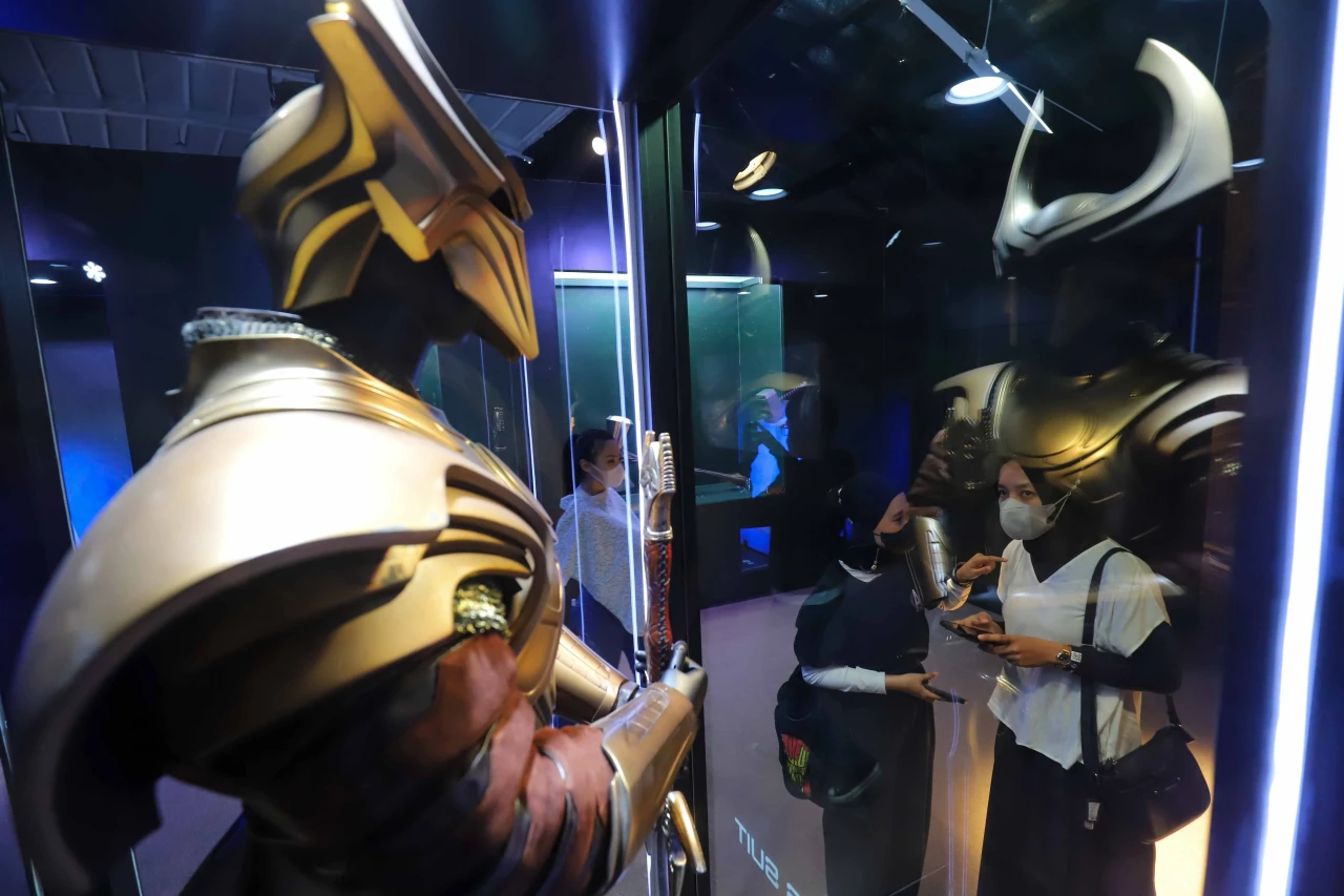 Melihat Pameran Marvel...