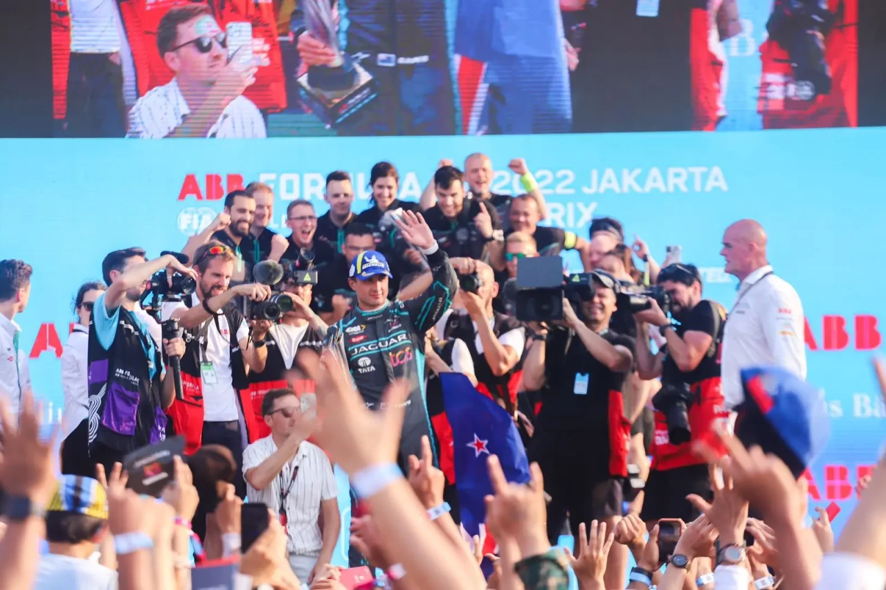 Begini Selebrasi Mitch...