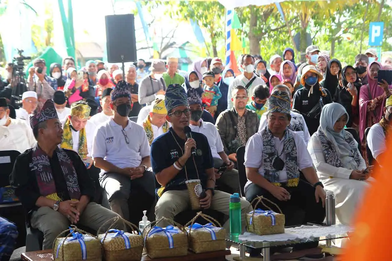 Menteri Sandiaga Uno:...