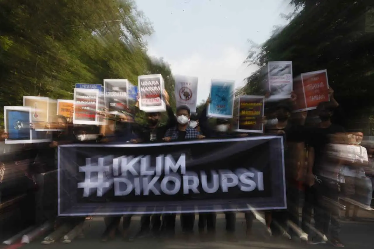 Mahasiswa UNS Gelar...