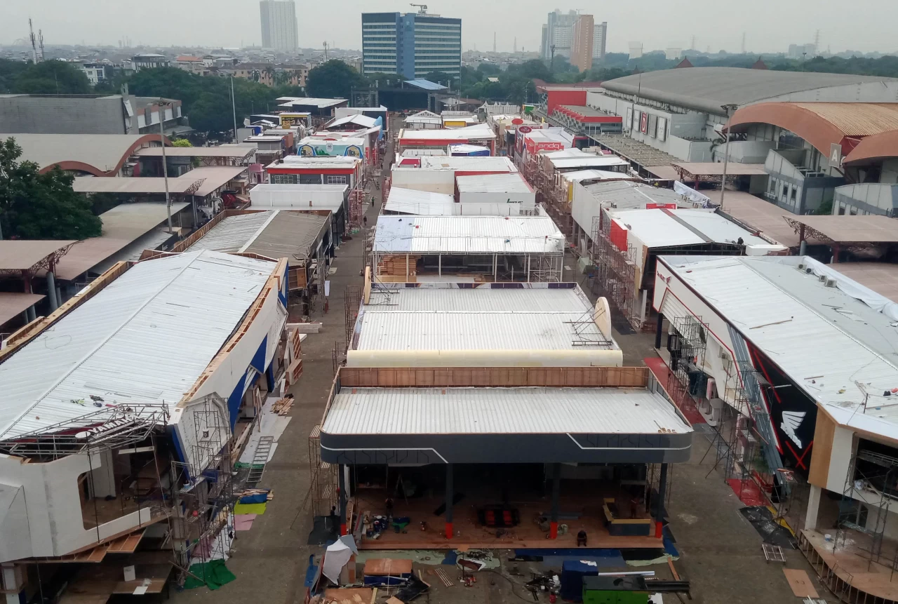 Persiapan Pekan Raya...