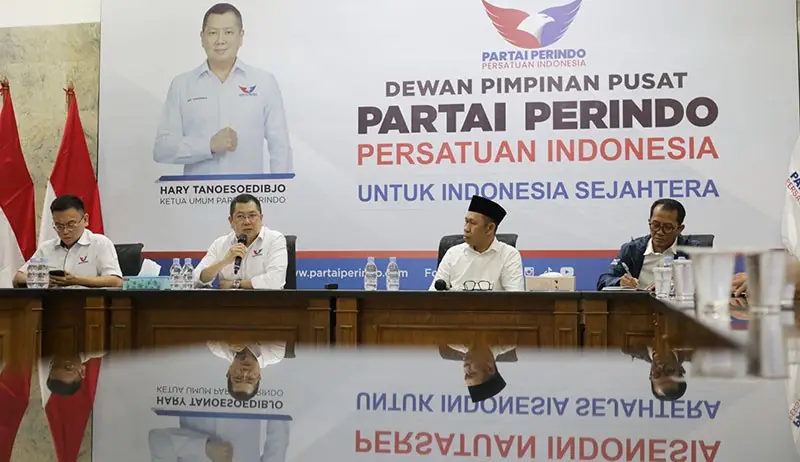 Hary Tanoesoedibjo Lantik...