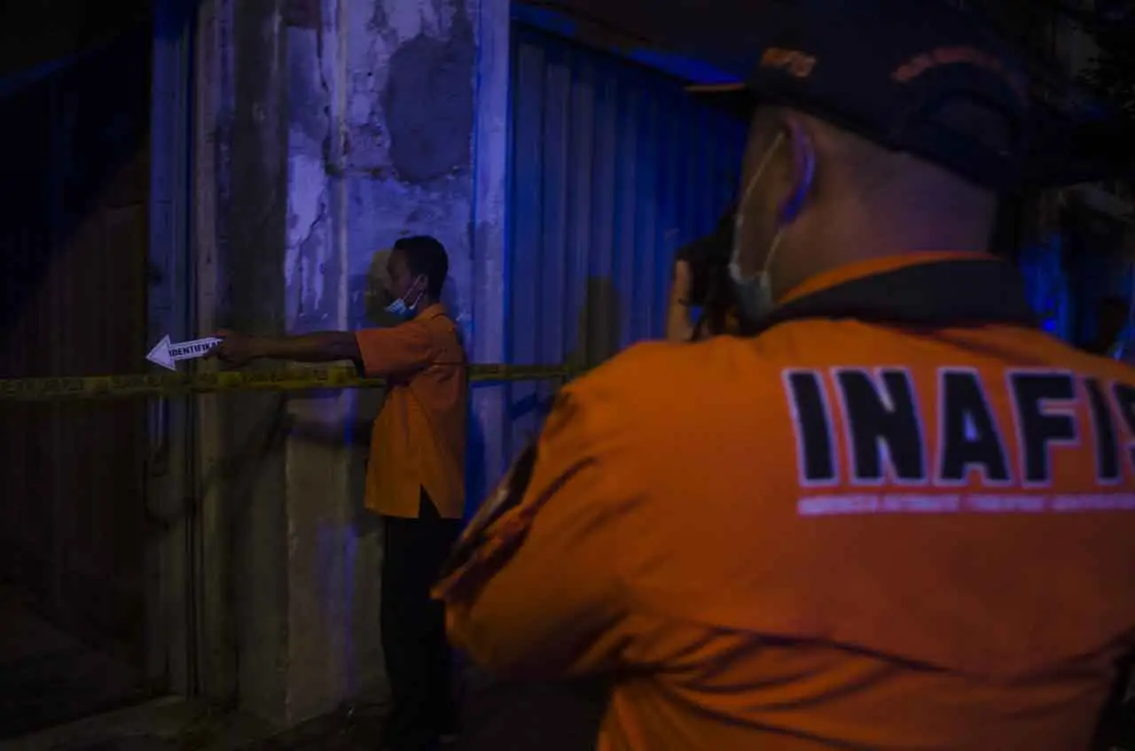 Polisi Amankan Bahan...