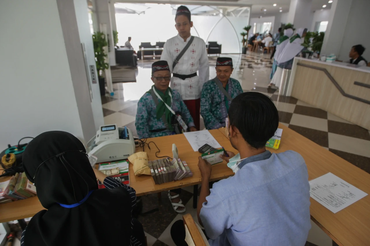 Jasa Penukaran Uang...