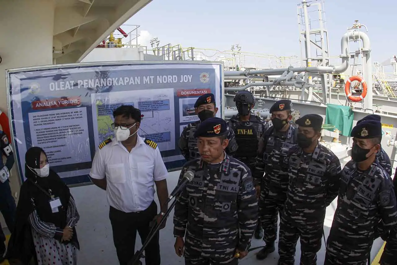 TNI AL Amankan Kapal...