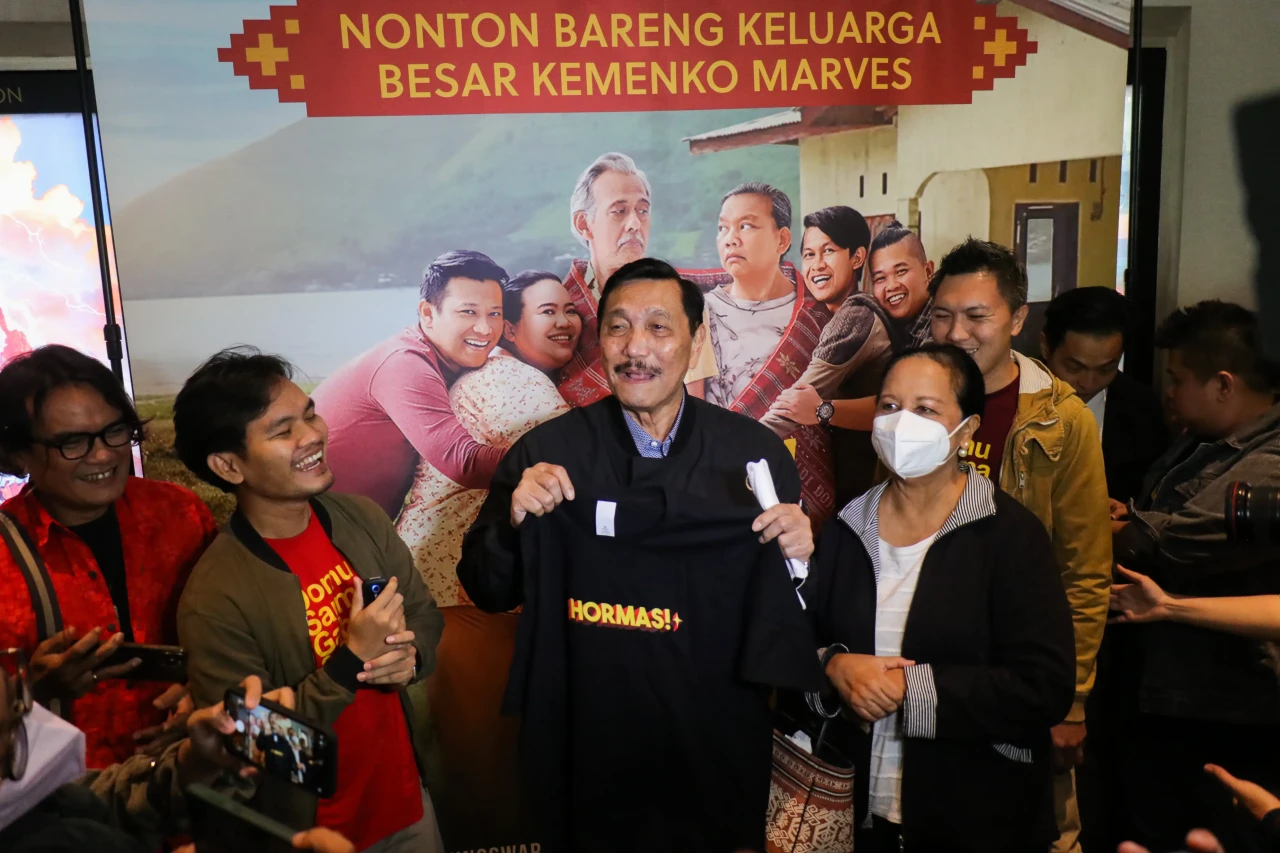 Menko Marves Luhut Binsar...
