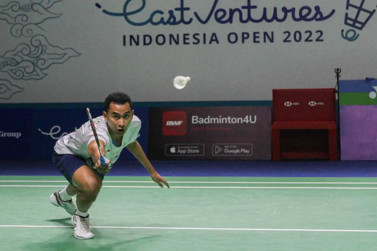 Bungkam Tommy Sugiarto,...