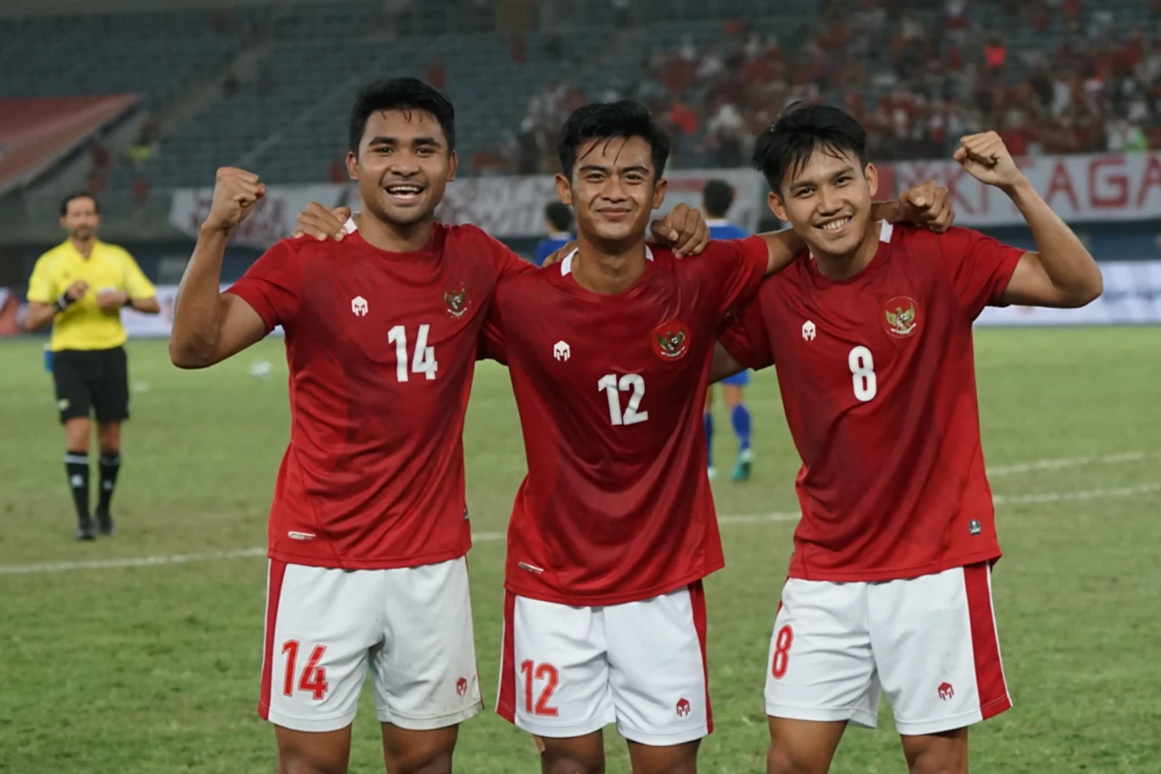 Bantai Nepal 7-0, Indonesia...