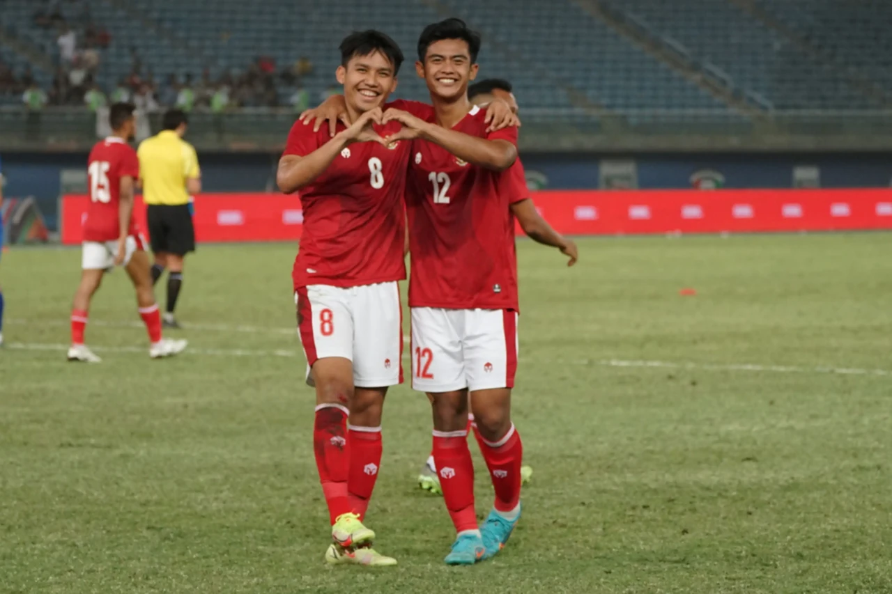 Bantai Nepal 7-0, Indonesia...