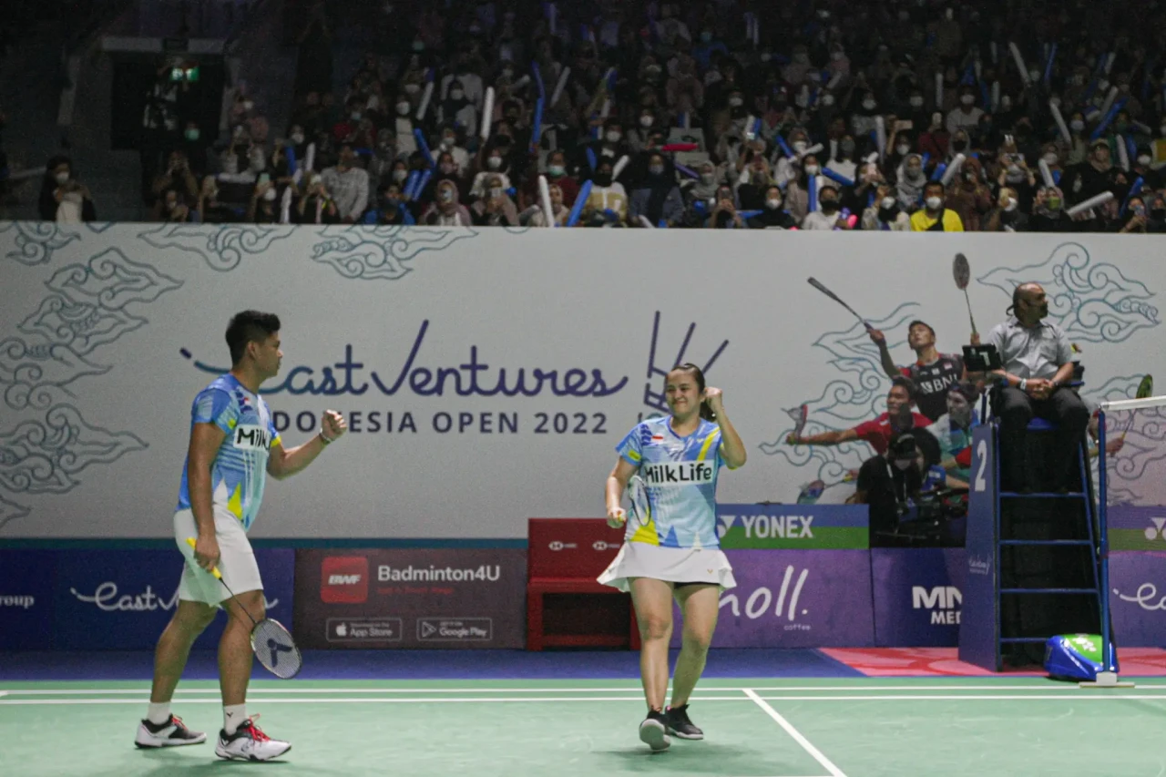 Praveen/Melati Melaju...