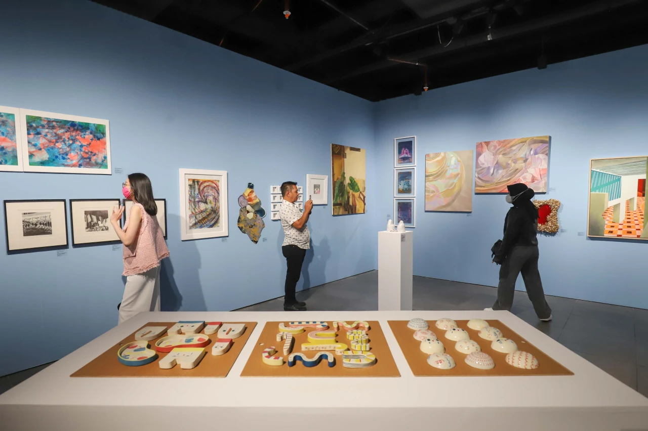Mengunjungi Pameran...