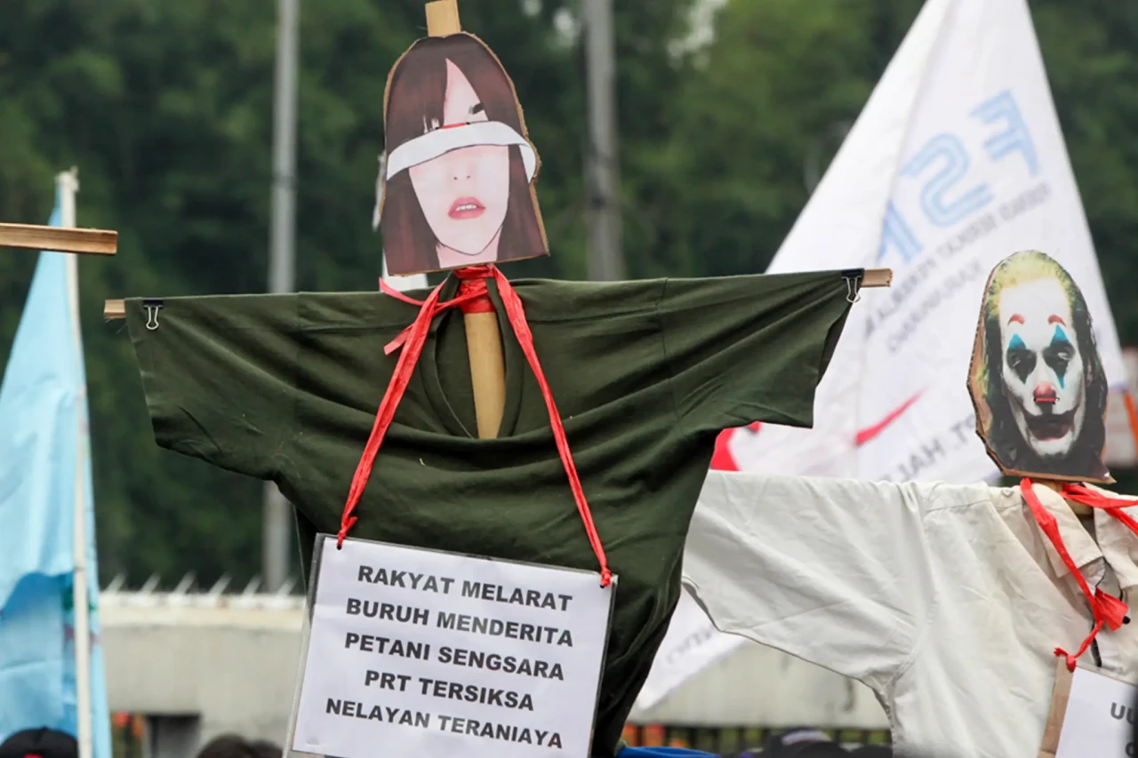 Sampaikan Lima Tuntutan,...