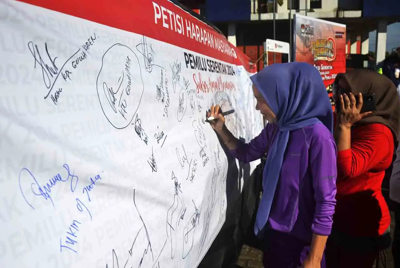 Aksi Sosialisasi Tahapan...