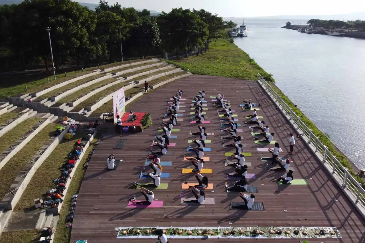Peringatan Hari Yoga...
