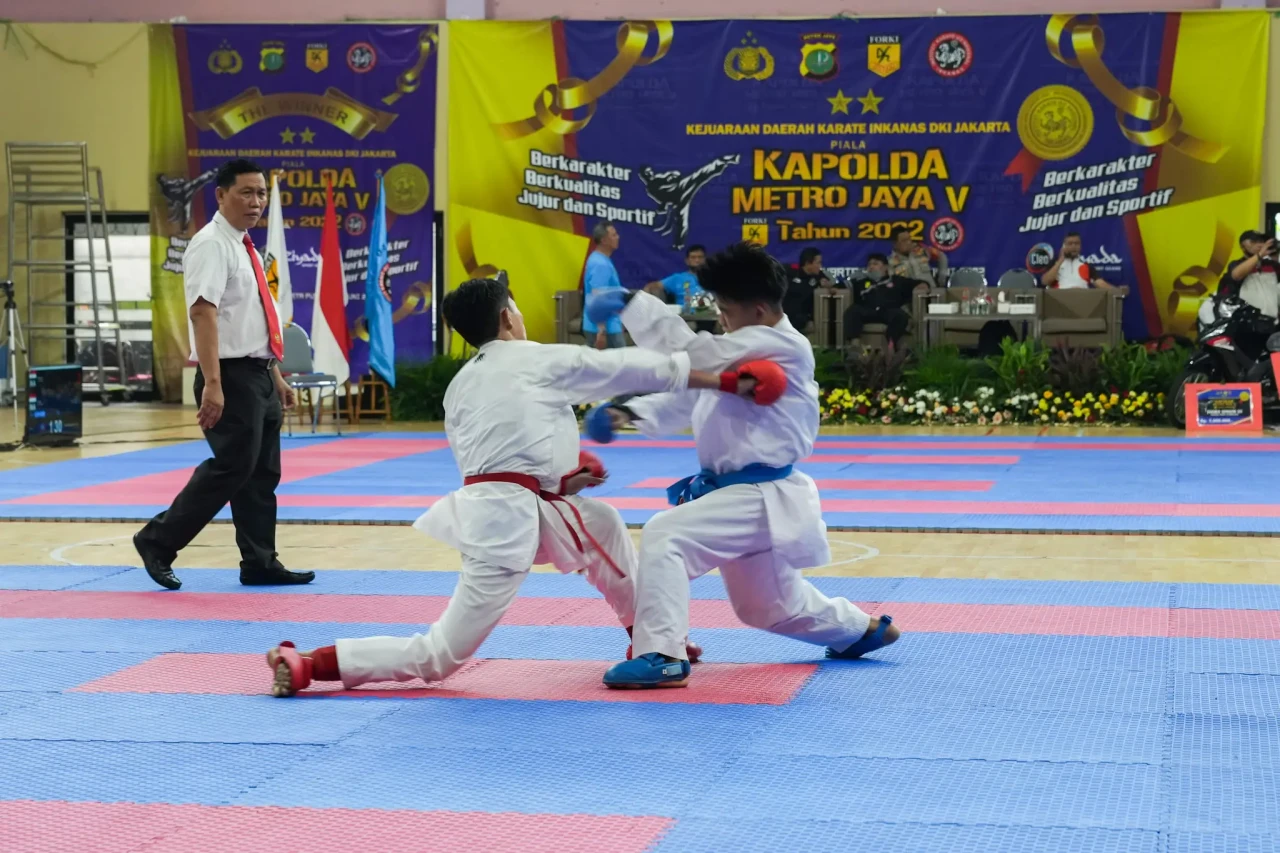 554 Karateka Bersaing...