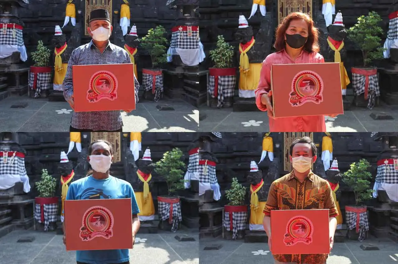 Pembagian Paket Sembako...