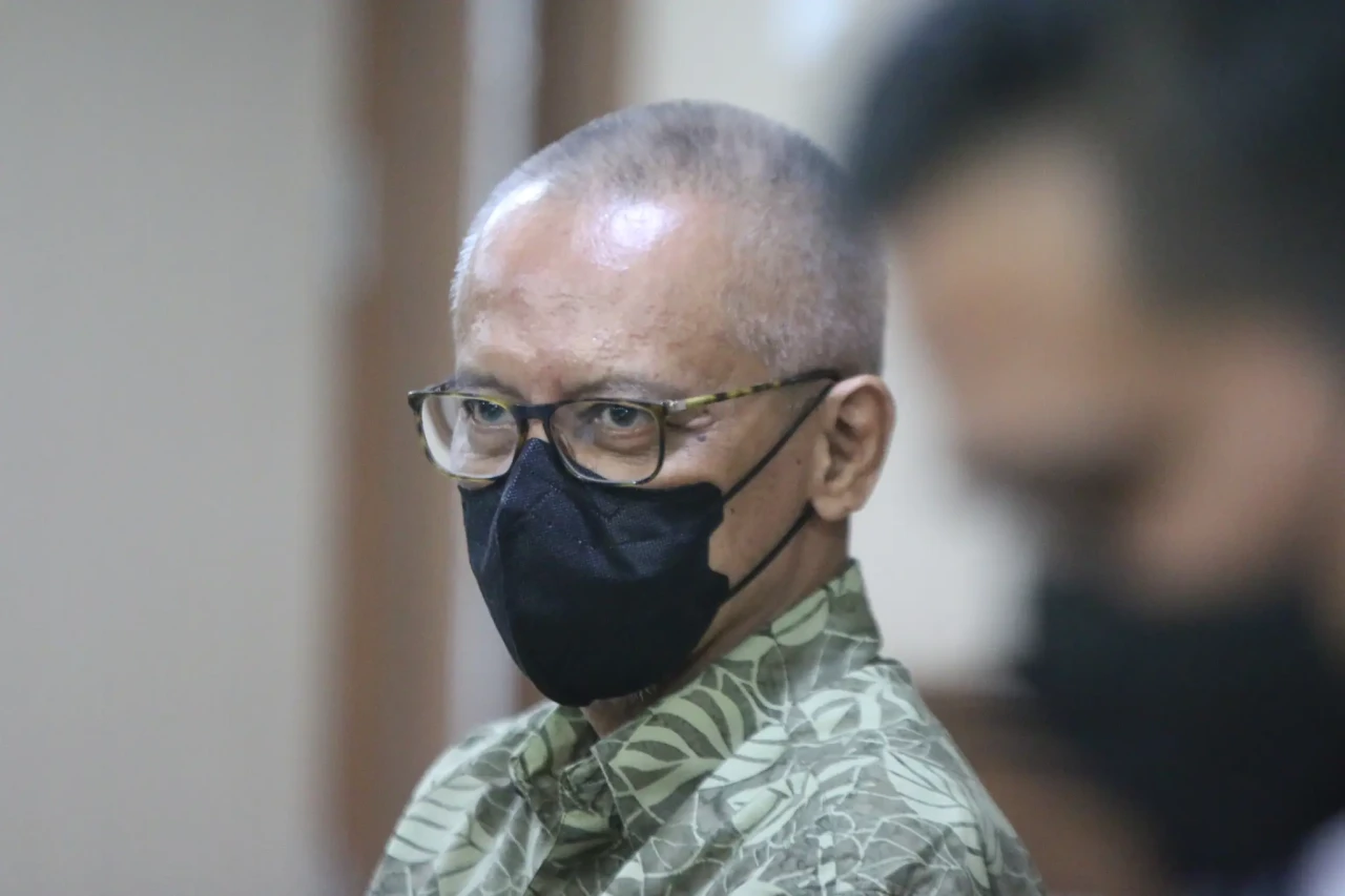 Mantan Sekjen Kemendagri...