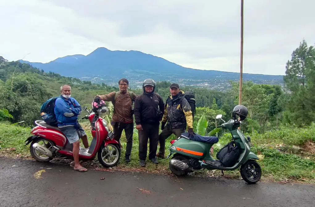 Motoran Santai ke Curug...
