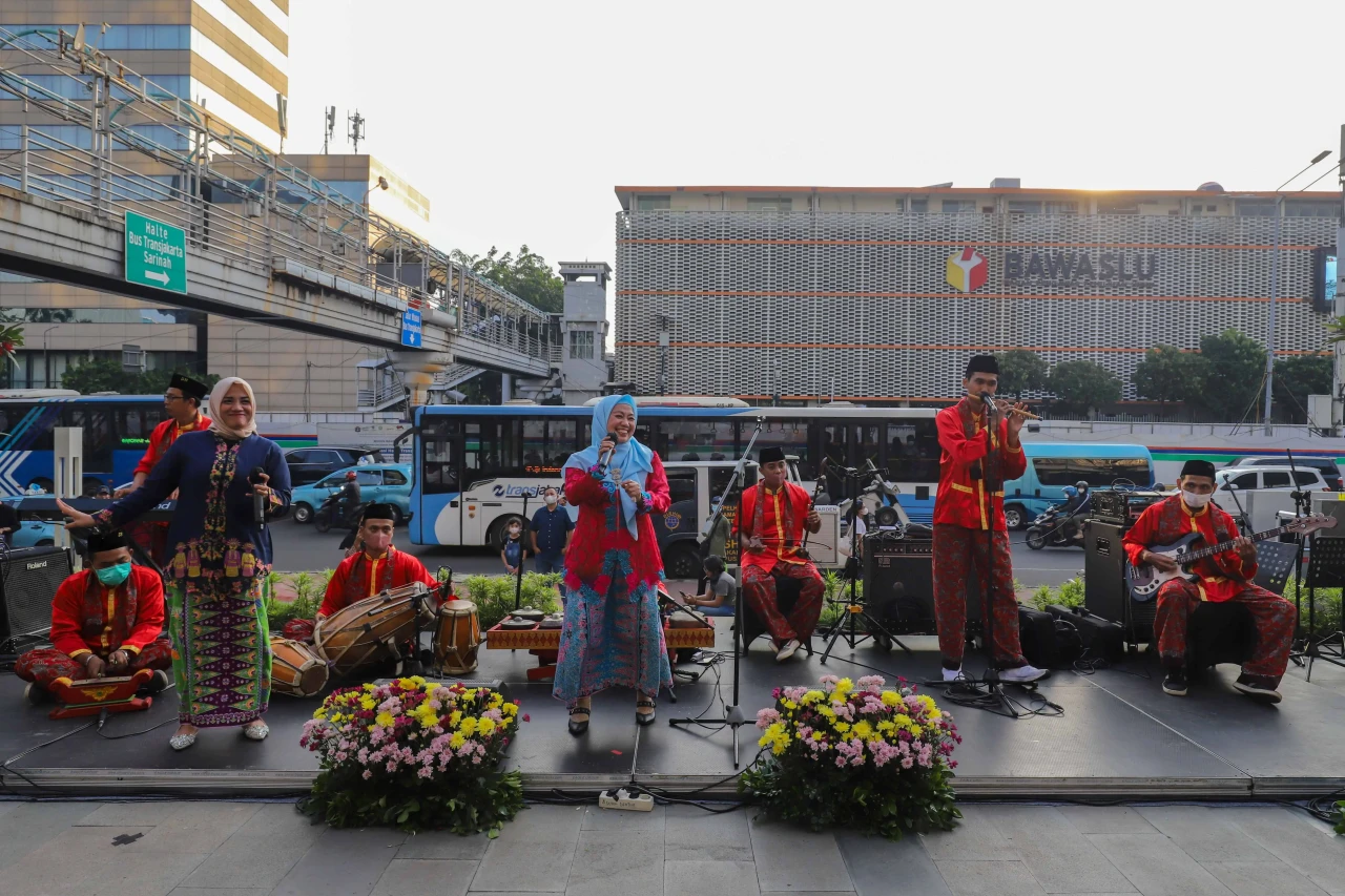 Sambut HUT ke-495 Jakarta,...