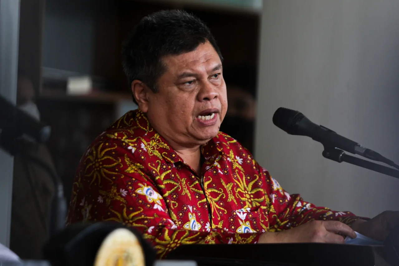 Kasus Korupsi Pengadaan...