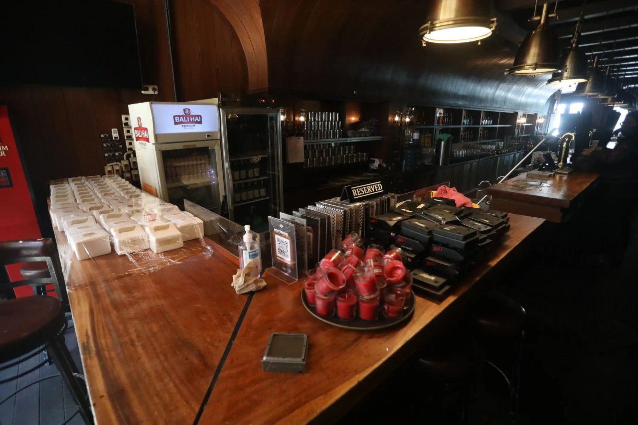 Penampakan Bar Holywings...